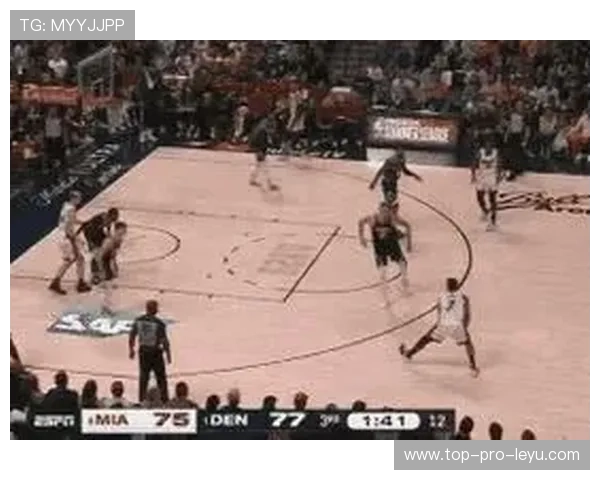 假摔判罚规则详解：裁判如何识别与处理违例行为