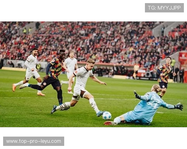 多特蒙德比赛节奏一快就失控，稳定性面临考验